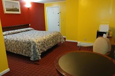Maine Motel