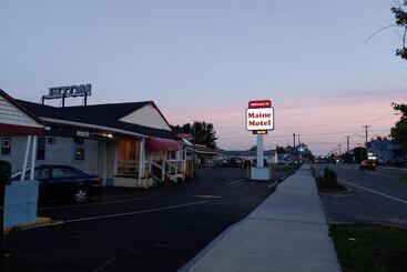 Maine Motel