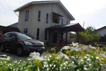 بنسيون Family Lodge 25