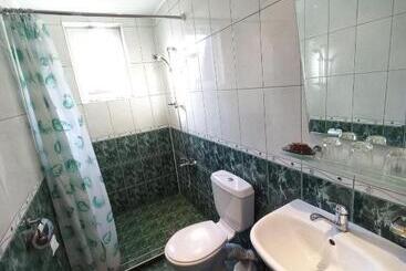 펜션 Guest House Rona   Free Parking And Sea View