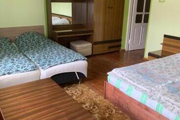 پانسیون Guesthouse Svečiuose Pas Gražina