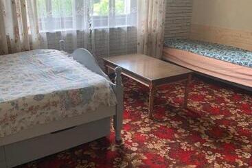 پانسیون Guesthouse Svečiuose Pas Gražina
