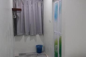 پانسیون Js Homestay Air Putih