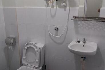 پانسیون Js Homestay Air Putih