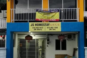 پانسیون Js Homestay Air Putih