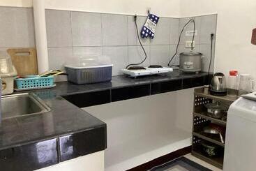 پانسیون Lemon Transient House Puerto Princesa Palawan