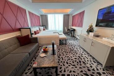 Отель Resorts World Genting   Crockfords