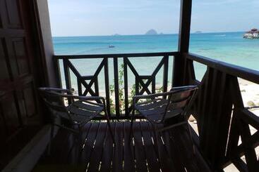 Senja Bay Resort