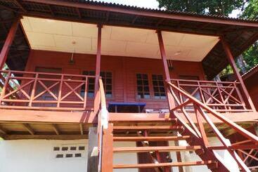 Senja Bay Resort