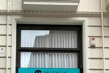 تختخواب و صبحانه Hi Valencia Boutique