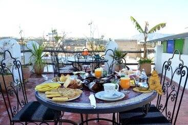 تختخواب و صبحانه Riad Dar Tahri & Spa