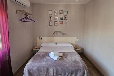 Hostal La Cabaña