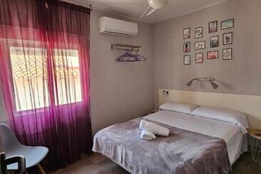 Hostal La Cabaña