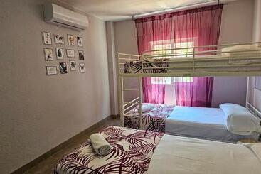 Hostal La Cabaña