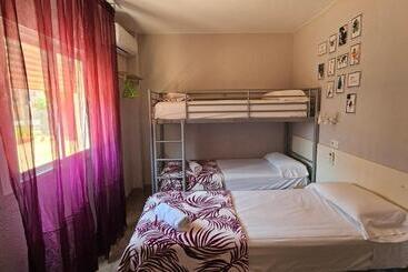 Hostal La Cabaña