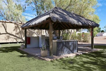 هتل Aaok Moondarra Accommodation Village