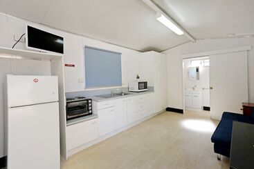 هتل Aaok Moondarra Accommodation Village