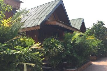 هتل Baan Kong Homestay