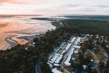هتل Big4 Breeze Holiday Parks   Rainbow Beach