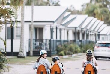 هتل Big4 Breeze Holiday Parks   Rainbow Beach