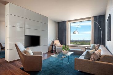 هتل Hilton Saint Petersburg Expoforum