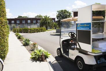 هتل Oceans Resort Whitianga