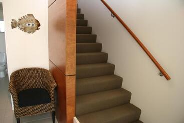 هتل Oceans Resort Whitianga