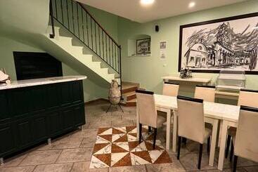 هتل Rooms Toni Palace