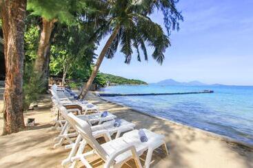 هتل Samed Hideaway Resort
