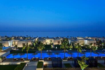 The Oberoi Beach Resort, Al Zorah - Аджман