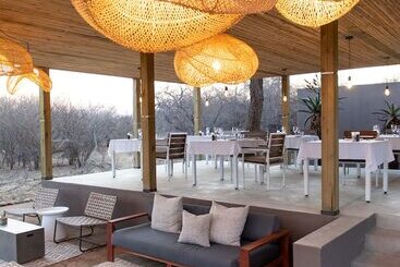 هتل Unembeza Boutique Lodge & Spa