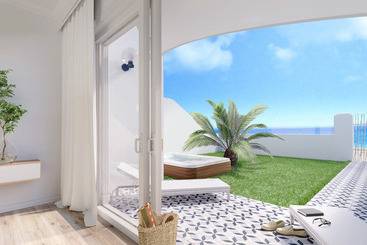 La Concha Boutique Apartments   Adults Only