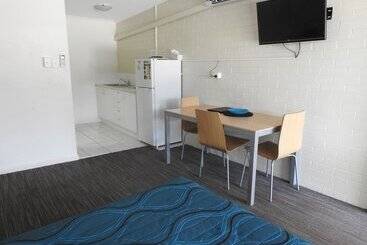 مُتل Urangan Motor Inn