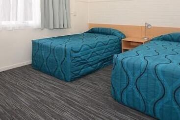 مُتل Urangan Motor Inn