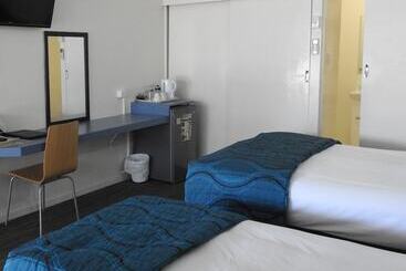 مُتل Urangan Motor Inn