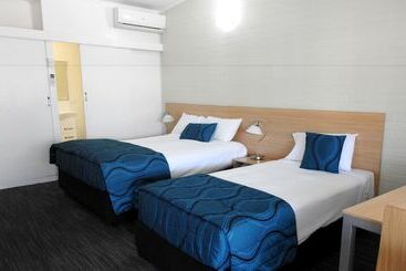 مُتل Urangan Motor Inn