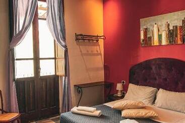 پانسیون Chambres Du Monde