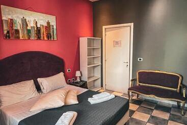 پانسیون Chambres Du Monde