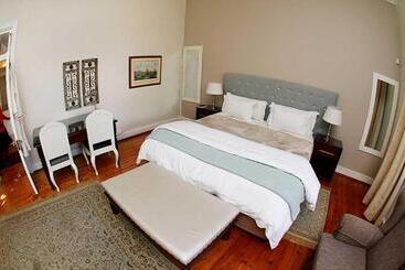 پانسیون Oleander Guest House