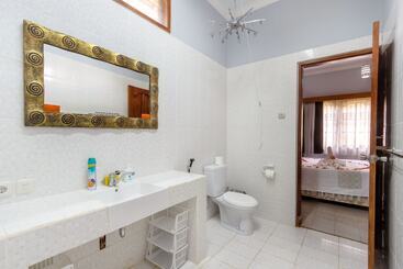 استراحتگاه Bon Nyuh Bungalows