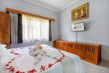 استراحتگاه Bon Nyuh Bungalows