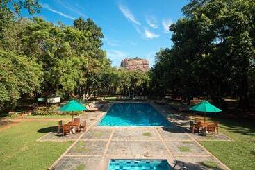 هاستل Sigiriya