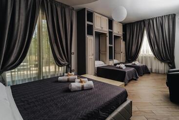 تختخواب و صبحانه Holiday Gli Archi