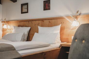هتل & Appartements Tiroler Buam
