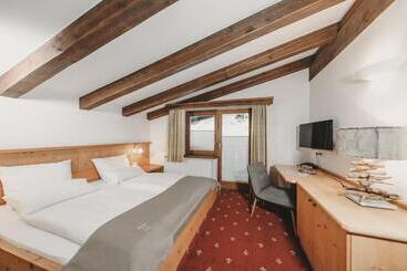 هتل & Appartements Tiroler Buam