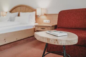 هتل & Appartements Tiroler Buam