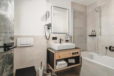هتل & Appartements Tiroler Buam