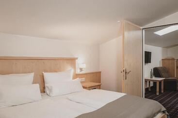 هتل & Appartements Tiroler Buam