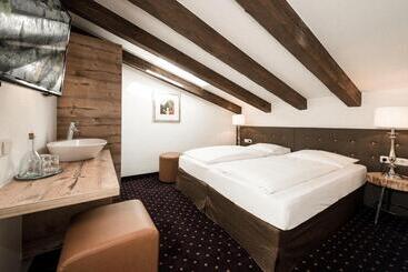 هتل & Appartements Tiroler Buam