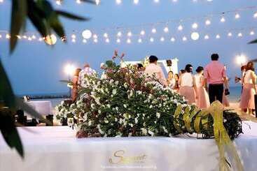 هتل Chez Nous Boutique Resort